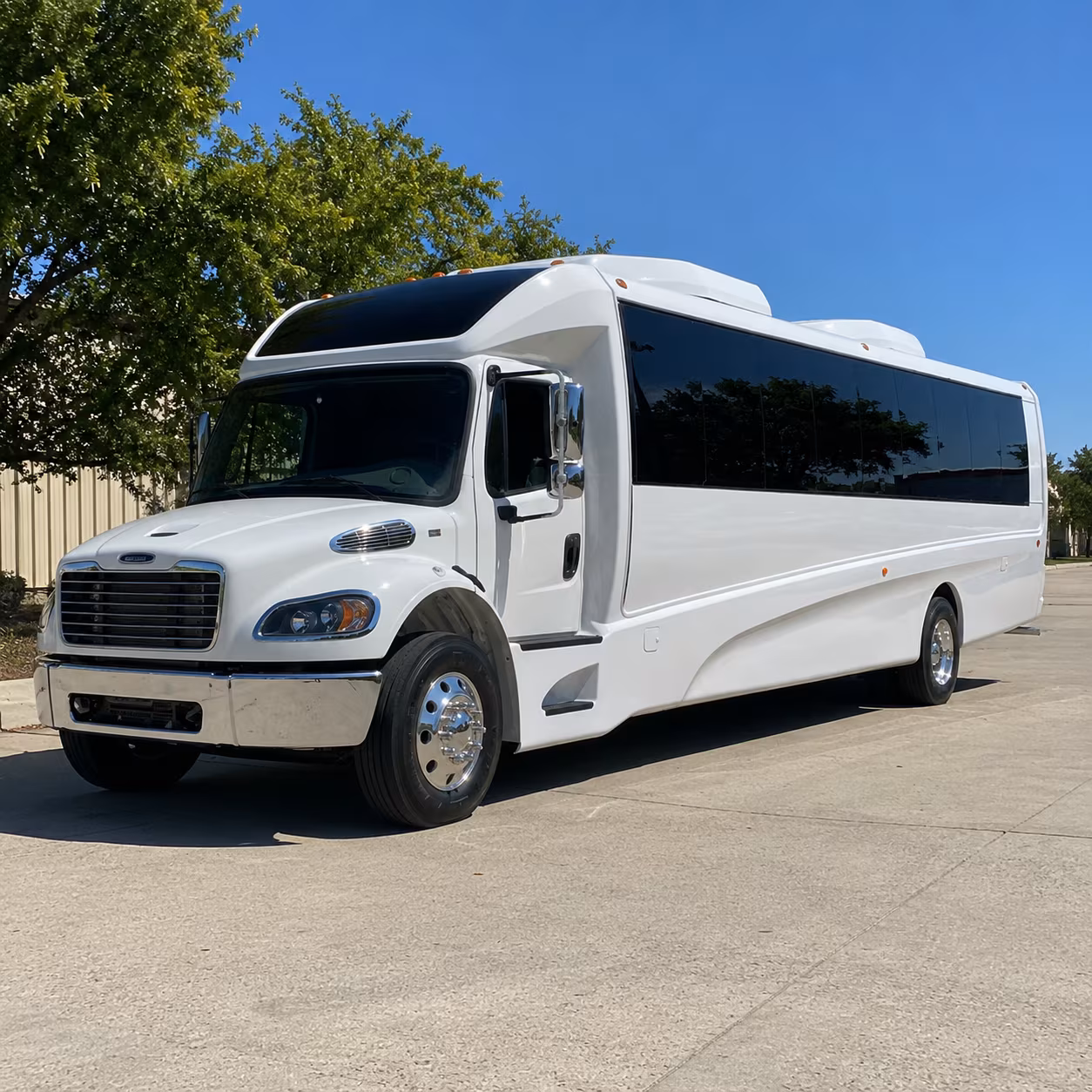 asheville 25 passenger minibus