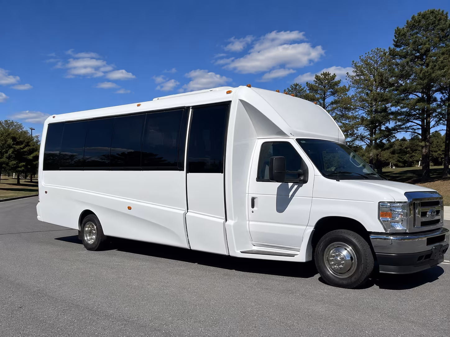 buses for biltmore estate group visits and private tours