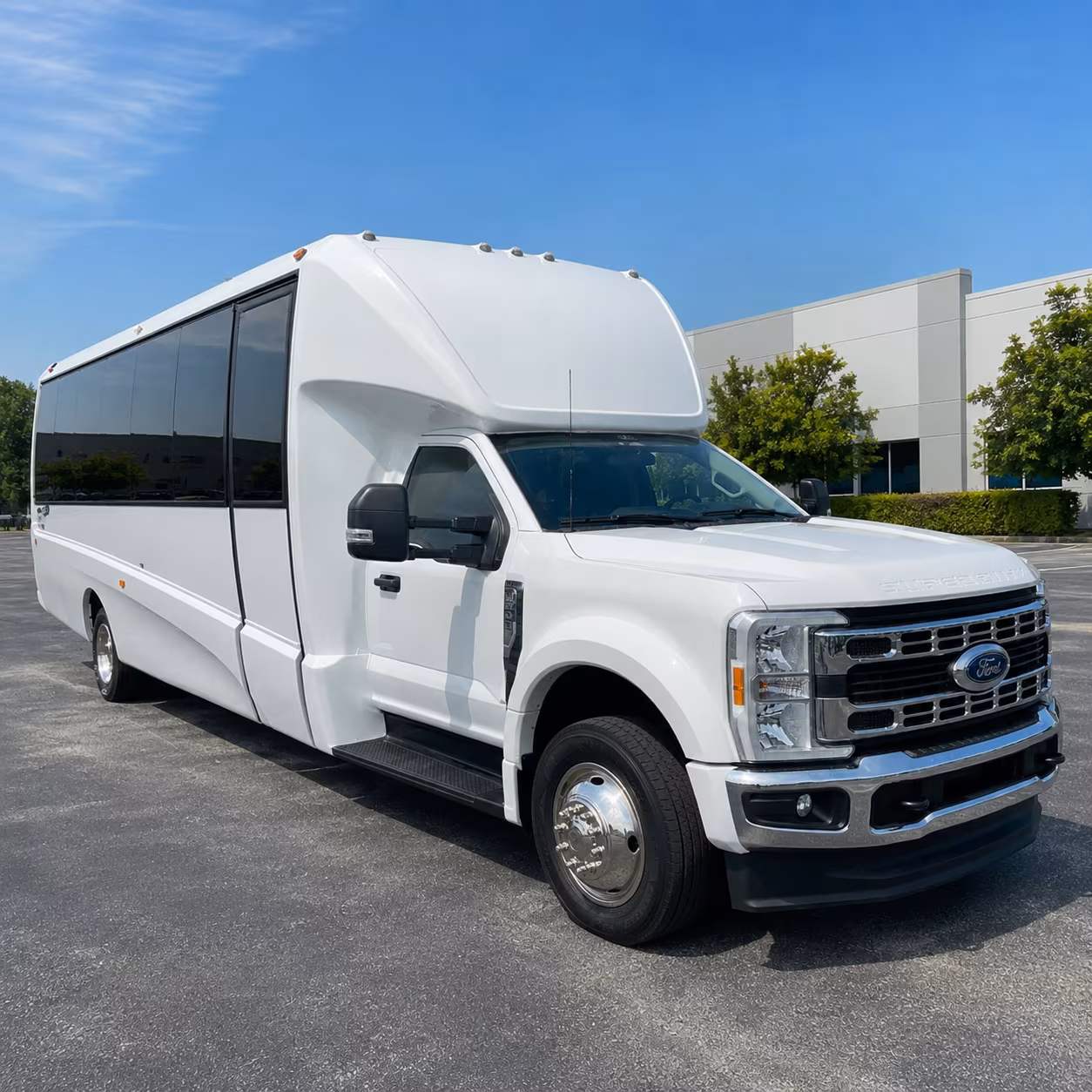 secure transportation for your next airport transfer 1