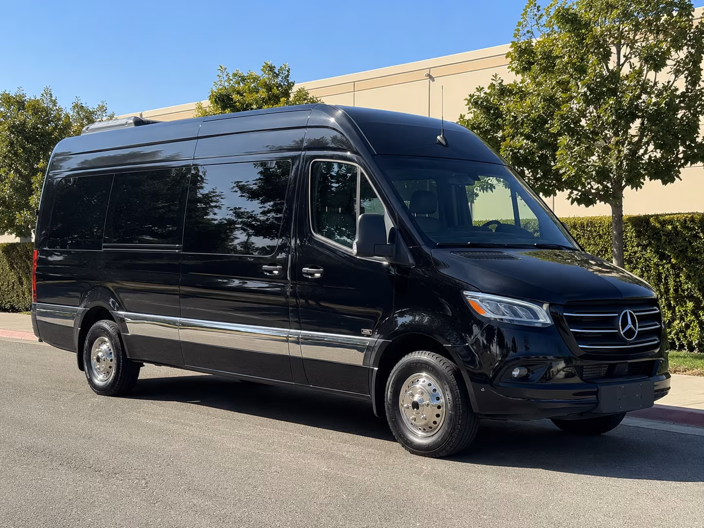 secure transportation for your next corporate event 1